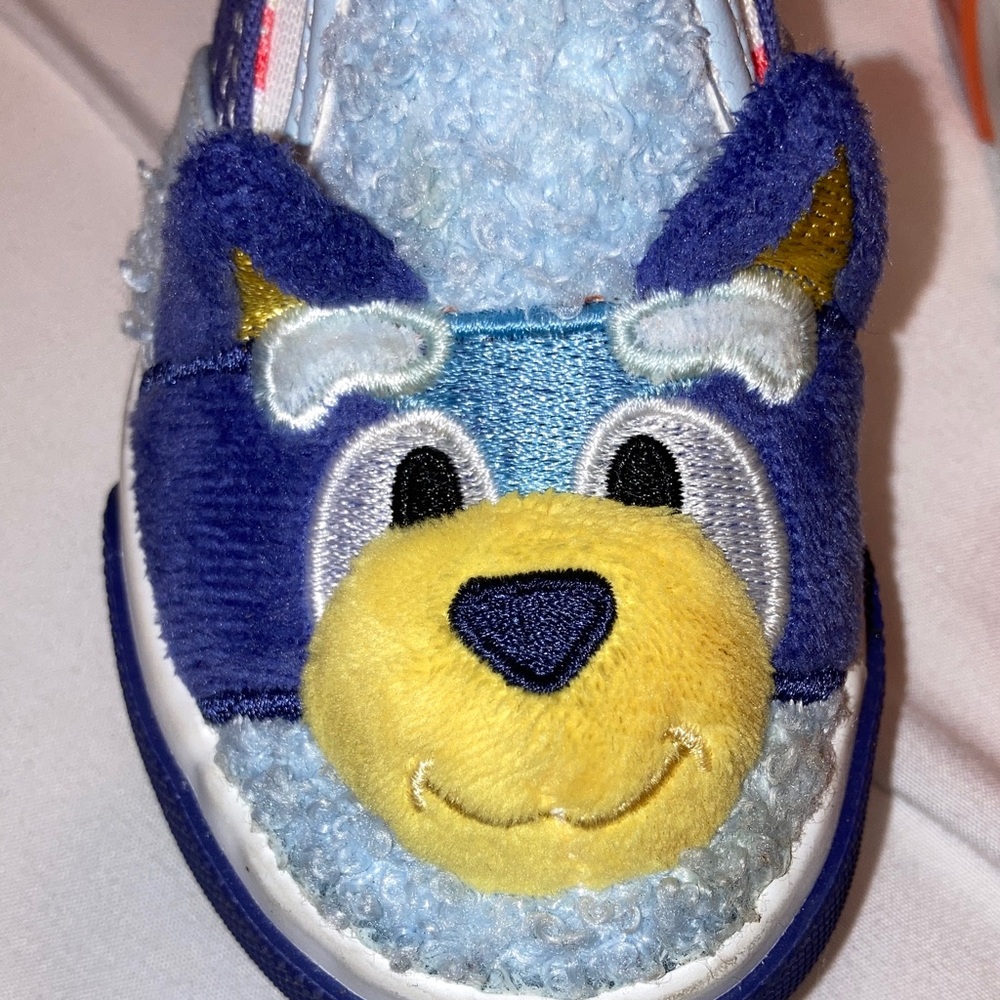 Toddler Bluey & Bingo Sneakers Kids Fuzzy Animal Face Slippers - Blue & Orange - Picture 8 of 8